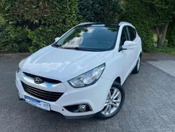 Weiß Gebraucht 2012 Hyundai ix35 Style SUV | 11.690 € (Fairer Preis)