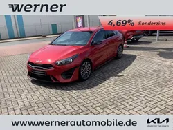 Rot Gebraucht 2024 Kia ProCeed Kleinwagen | 29.735 € (Guter Preis)
