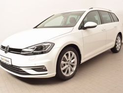 Weiß Gebraucht 2019 VW Golf VII Highline Kombi | 23.439 € (Teuer)