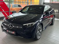 Blau Gebraucht 2023 Mercedes GLC300e AMG Coupé | 57.999 €