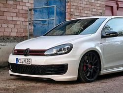 Weiß Gebraucht 2011 VW Golf VI Edition Coupé | 14.000 €