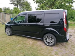 Schwarz Gebraucht 2020 Ford Tourneo Connect Titanium Van / Kleinbus | 23.500 € (Fairer Preis)
