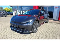 Grau Gebraucht 2022 Kia EV6 4 SUV | 32.990 € (Fairer Preis)