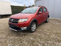 Rot Gebraucht 2014 Dacia Sandero Prestige Kleinwagen | 6.500 € (Fairer Preis)
