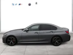 Metallic Gebraucht 2024 BMW 330 M Sport | 50.070 € (Etwas zu teuer)