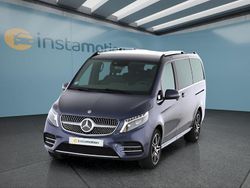 Blau Gebraucht 2024 Mercedes V300 Van / Kleinbus | 75.949 € (Fairer Preis)
