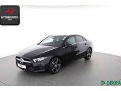 Schwarz (metallic) Gebraucht 2020 Mercedes A180 Style Limousine | 23.880 € (Fairer Preis)