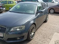 Grau Gebraucht 2009 Audi A3 Sportback Ambition Limousine | 6.490 € (Fairer Preis)