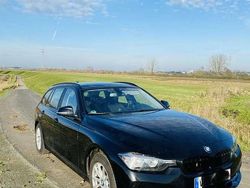 Schwarz Gebraucht 2017 BMW 318 Advantage Kombi | 7.800 € (Fairer Preis)