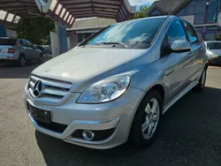 Silber Gebraucht 2011 Mercedes B160 Van / Kleinbus | 6.999 € (Fairer Preis)