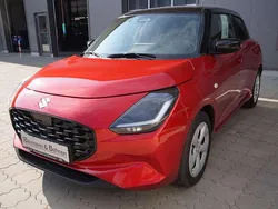 Burning red/super black pearl Gebraucht 2024 Suzuki Swift Comfort Limousine | 18.990 € (Etwas zu teuer)