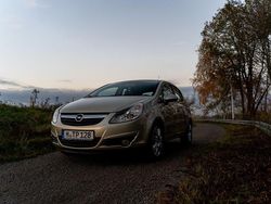 Gold Gebraucht 2010 Opel Corsa Limousine | 2.300 € (Guter Preis)