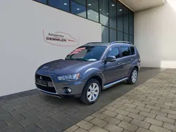 Grau Gebraucht 2012 Mitsubishi Outlander Motion SUV | 13.900 €