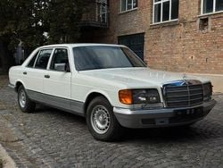 Weiß Gebraucht 1983 Mercedes 500 Limousine | 7.490 €