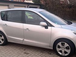 Gebraucht 2009 Renault Scénic III Dynamique Van / Kleinbus | 5.999 € (Etwas zu teuer)