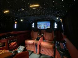 Obsidianschwarz metallic Gebraucht 2022 Mercedes V300 Premium Plus Van / Kleinbus | 196.172 €