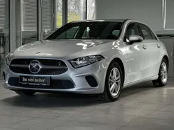 Silber Gebraucht 2019 Mercedes A200 Style Limousine | 21.480 € (Etwas zu teuer)