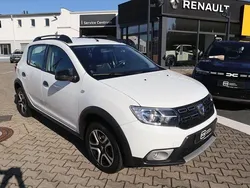 Weiß Gebraucht 2019 Dacia Sandero Celebration Kleinwagen | 11.490 € (Fairer Preis)
