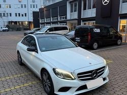 Weiß Gebraucht 2019 Mercedes C300 Limousine | 19.990 € (Superpreis)
