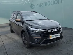 Schwarz Gebraucht 2024 Dacia Jogger Extreme Van / Kleinbus | 27.644 € (Fairer Preis)