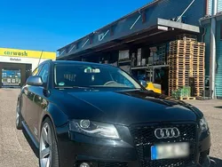 Schwarz Gebraucht 2008 Audi A4 Kombi | 6.000 €