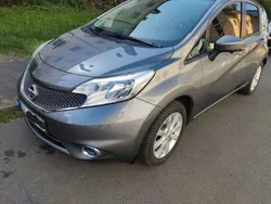 Grau Gebraucht 2014 Nissan Note Acenta Van / Kleinbus | 7.900 € (Fairer Preis)