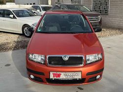 Orange Gebraucht 2006 Skoda Fabia Cool Edition Limousine | 3.399 € (Teuer)