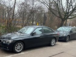 Schwarz Gebraucht 2015 BMW 318 Limousine | 14.299 € (Guter Preis)
