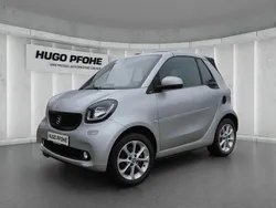 Grau Gebraucht 2019 Smart ForTwo Cabrio Prime Cabrio | 15.990 € (Fairer Preis)