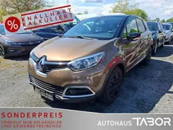 Braun cnl+ schwarz gne Gebraucht 2016 Renault Captur Elysee SUV | 10.385 € (Guter Preis)