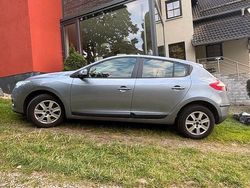 Silber Gebraucht 2011 Renault Mégane III Expression Limousine | 4.750 € (Fairer Preis)