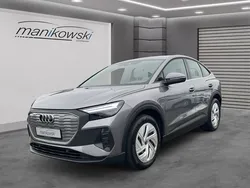 Grau Gebraucht 2023 Audi Q4 Sportback e-tron Comfort SUV | 27.906 € (Guter Preis)