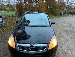 Schwarz Gebraucht 2007 Opel Zafira Kombi | 4.900 € (Etwas zu teuer)