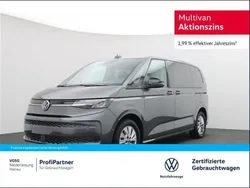 Grau Gebraucht 2024 VW Multivan Life Van / Kleinbus | 53.250 € (Guter Preis)