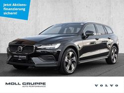 Onyx black / metallic Gebraucht 2023 Volvo V60 CC Plus Kombi | 37.450 € (Fairer Preis)