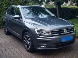 Grau Gebraucht 2018 VW Tiguan Join SUV | 18.500 € (Fairer Preis)