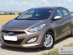 Braun Gebraucht 2013 Hyundai i30 Limousine | 11.000 € (Fairer Preis)