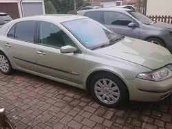 Beige Gebraucht 2001 Renault Laguna II Limousine | 1.650 € (Fairer Preis)
