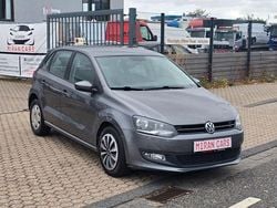 Grau Gebraucht 2014 VW Polo Comfortline Limousine | 3.250 € (Etwas zu teuer)