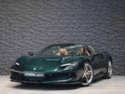 Grün Gebraucht 2023 Ferrari 296 Cabrio | 359.900 €