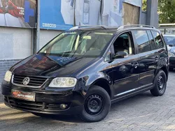 Schwarz Gebraucht 2006 VW Touran Goal Van / Kleinbus | 1.999 € (Fairer Preis)