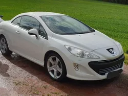 Weiß Gebraucht 2010 Peugeot 308 CC Platinum Cabrio | 10.500 €
