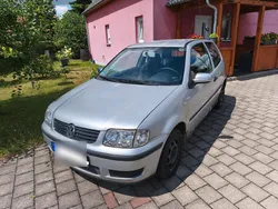 Grau Gebraucht 2001 VW Polo Kleinwagen | 500 €