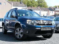 Blau Gebraucht 2016 Dacia Duster Lauréate SUV | 7.999 € (Guter Preis)