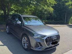 Grau Gebraucht 2019 Audi Q3 S-Line SUV | 27.000 € (Fairer Preis)