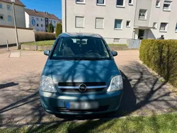 Grau Gebraucht 2006 Opel Meriva Van / Kleinbus | 1.400 € (Superpreis)