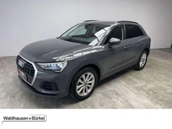 Nanograu (metallic) Gebraucht 2022 Audi Q3 Comfort SUV | 29.950 € (Guter Preis)