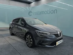 Grau Gebraucht 2023 Renault Mégane GrandTour Techno Kombi | 30.480 €