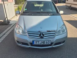 Silber Gebraucht 2010 Mercedes A200 Avantgarde Van / Kleinbus | 1.400 € (Fairer Preis)
