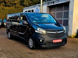 Schwarz Gebraucht 2016 Opel Vivaro Van | 13.000 € (Guter Preis)